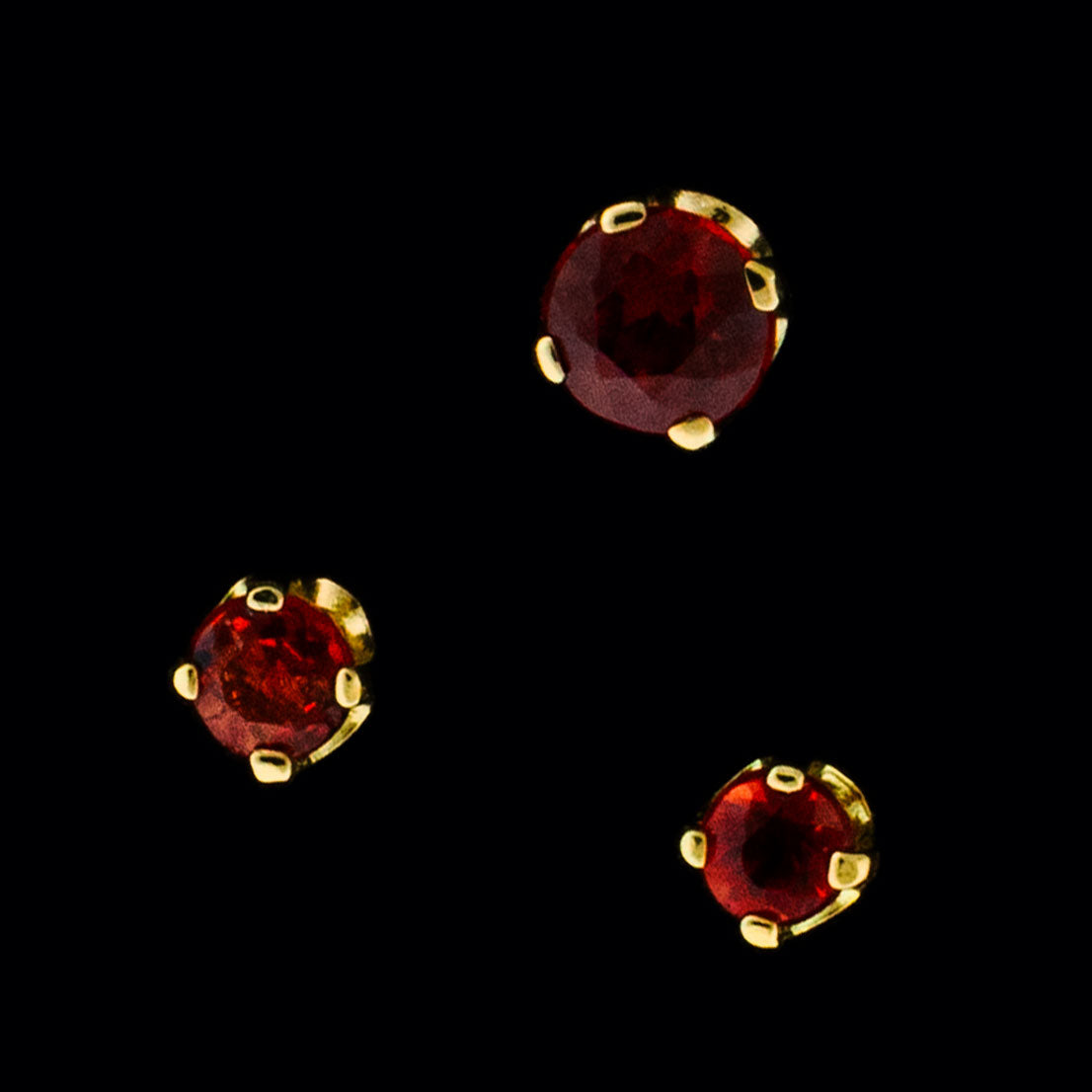 Zarela – 14kt Gold Flat Back Prong-Set Genuine Songea Sapphire - Khrysos Jewelry