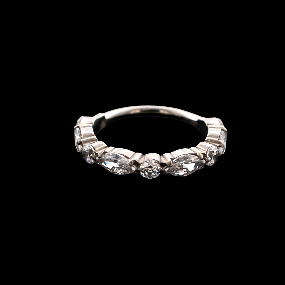 Arabella - Hinged Ring