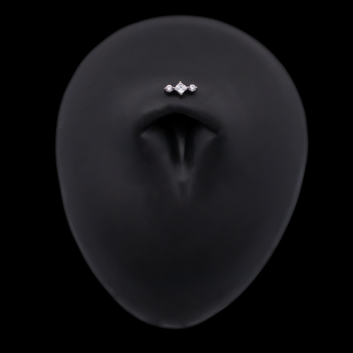 Margaux - 16G Internally Threaded End