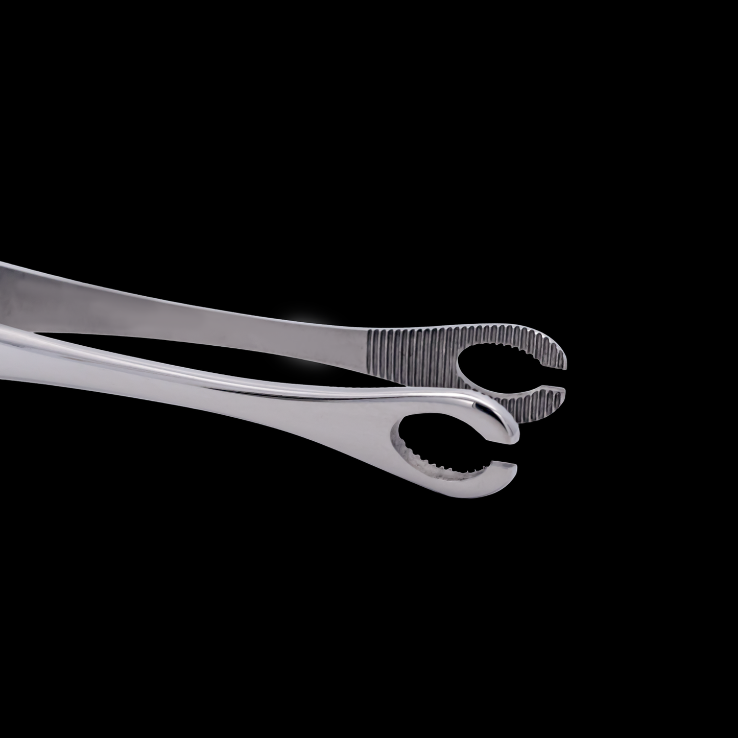 Obsidian Needle Slotted Mini Sponge Tweezers with Easy Lock – 5.75"
