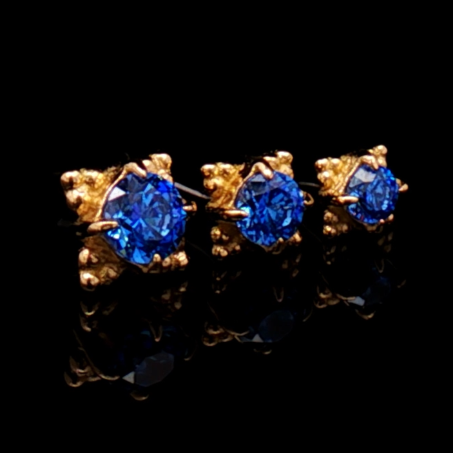 Wren - 18kt Gold Threadless End - Khrysos Jewelry