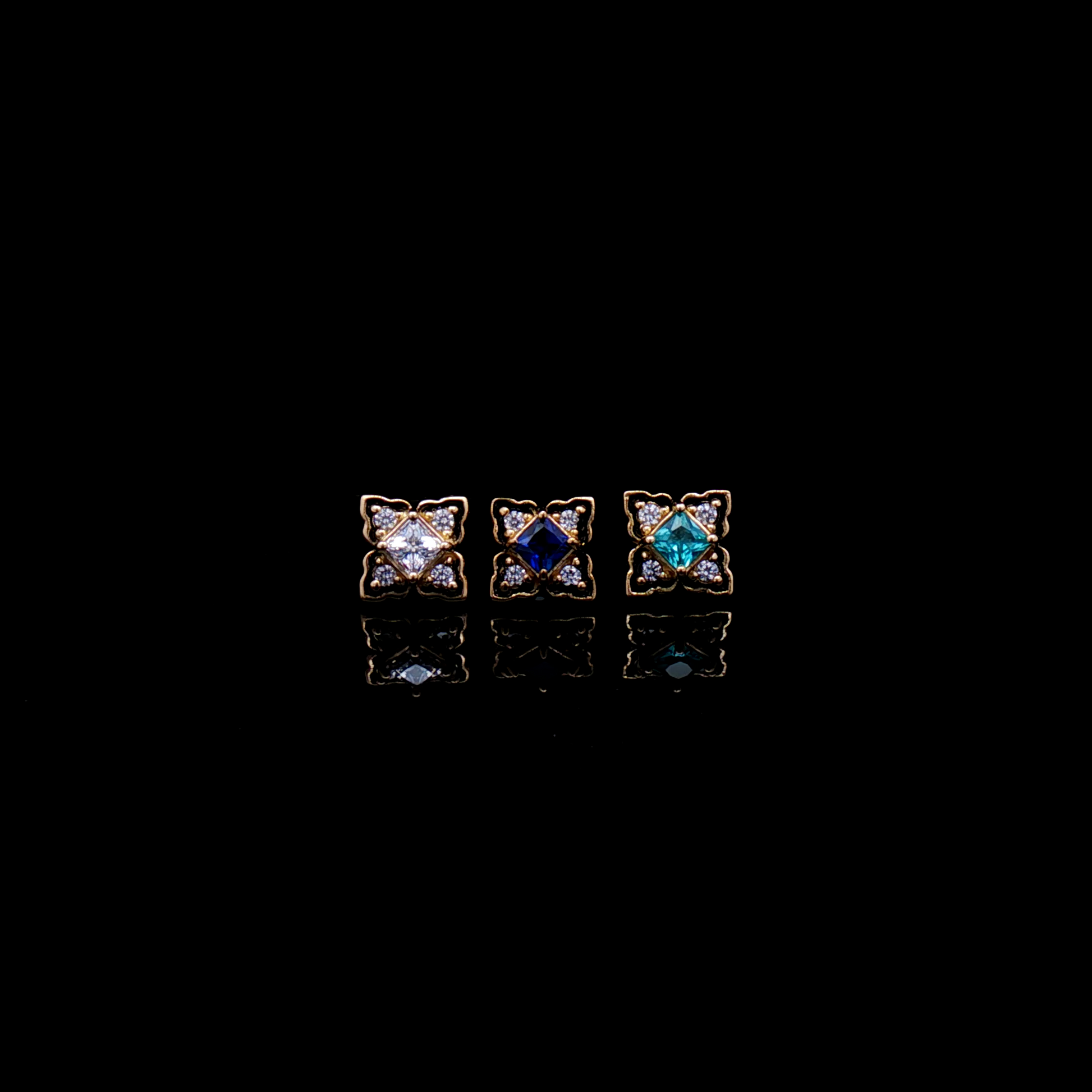 Asher - 18kt Gold Threadless End - Khrysos Jewelry