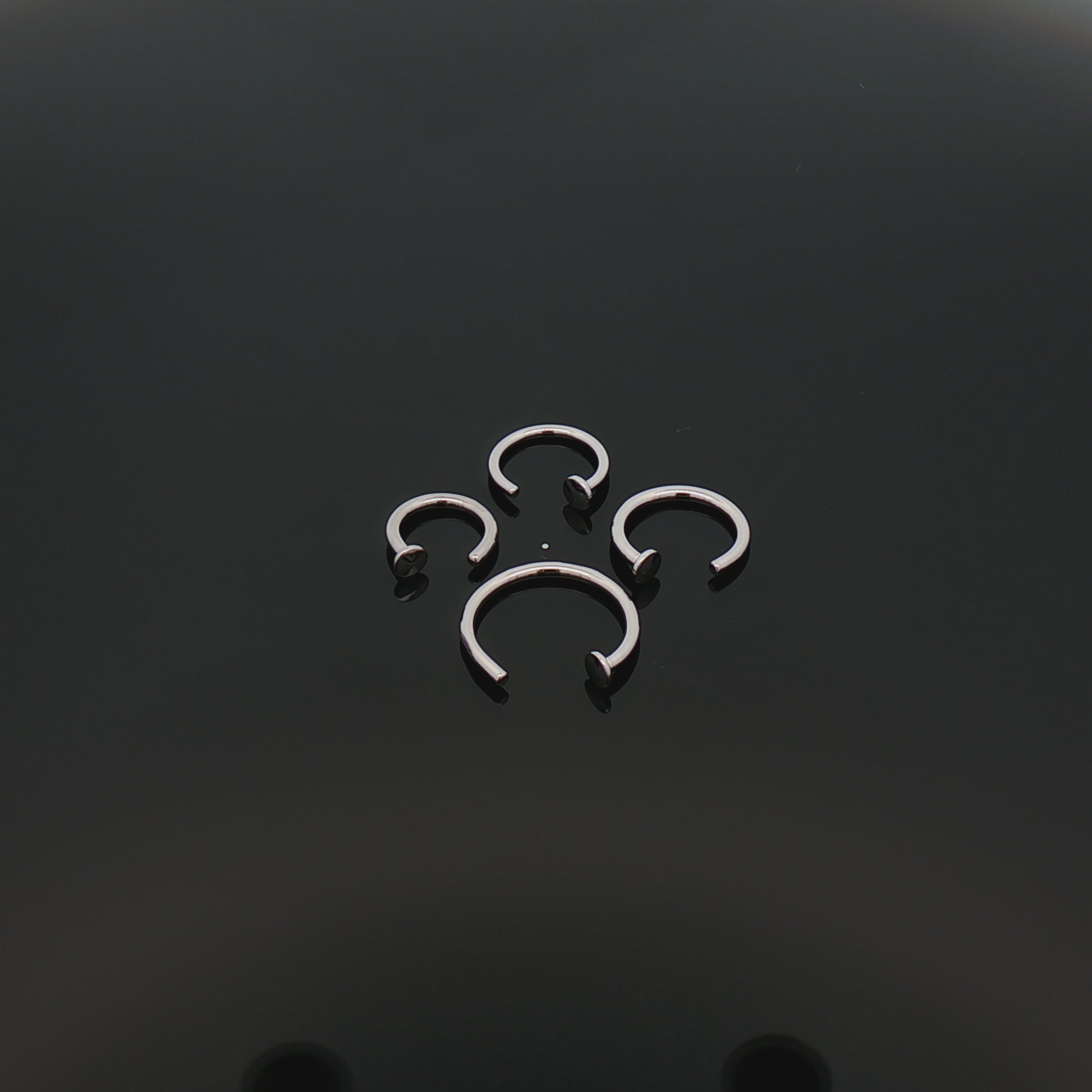 Trystan - Simple Nose Hoops