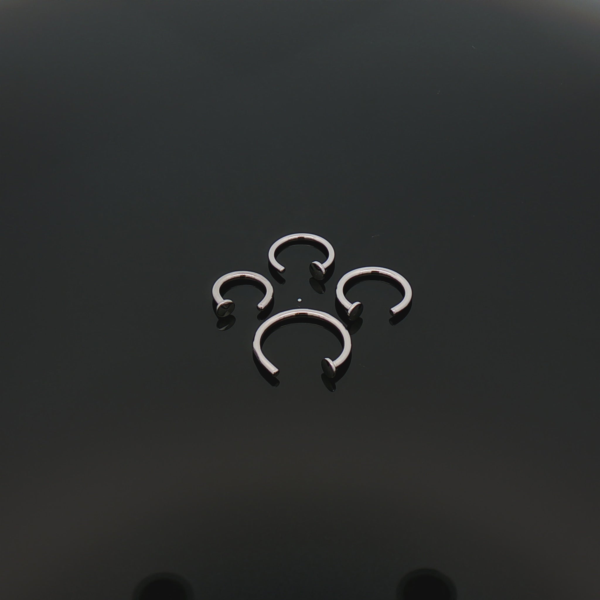 Trystan - Simple Nose Hoops