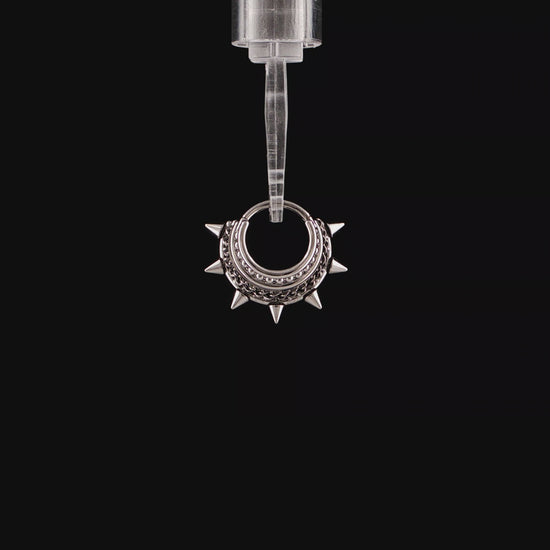Nesta - Hinged Ring